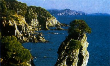 Les falaises de la pointe du chevalier