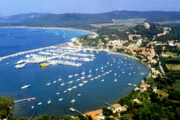Le port de Porquerolles